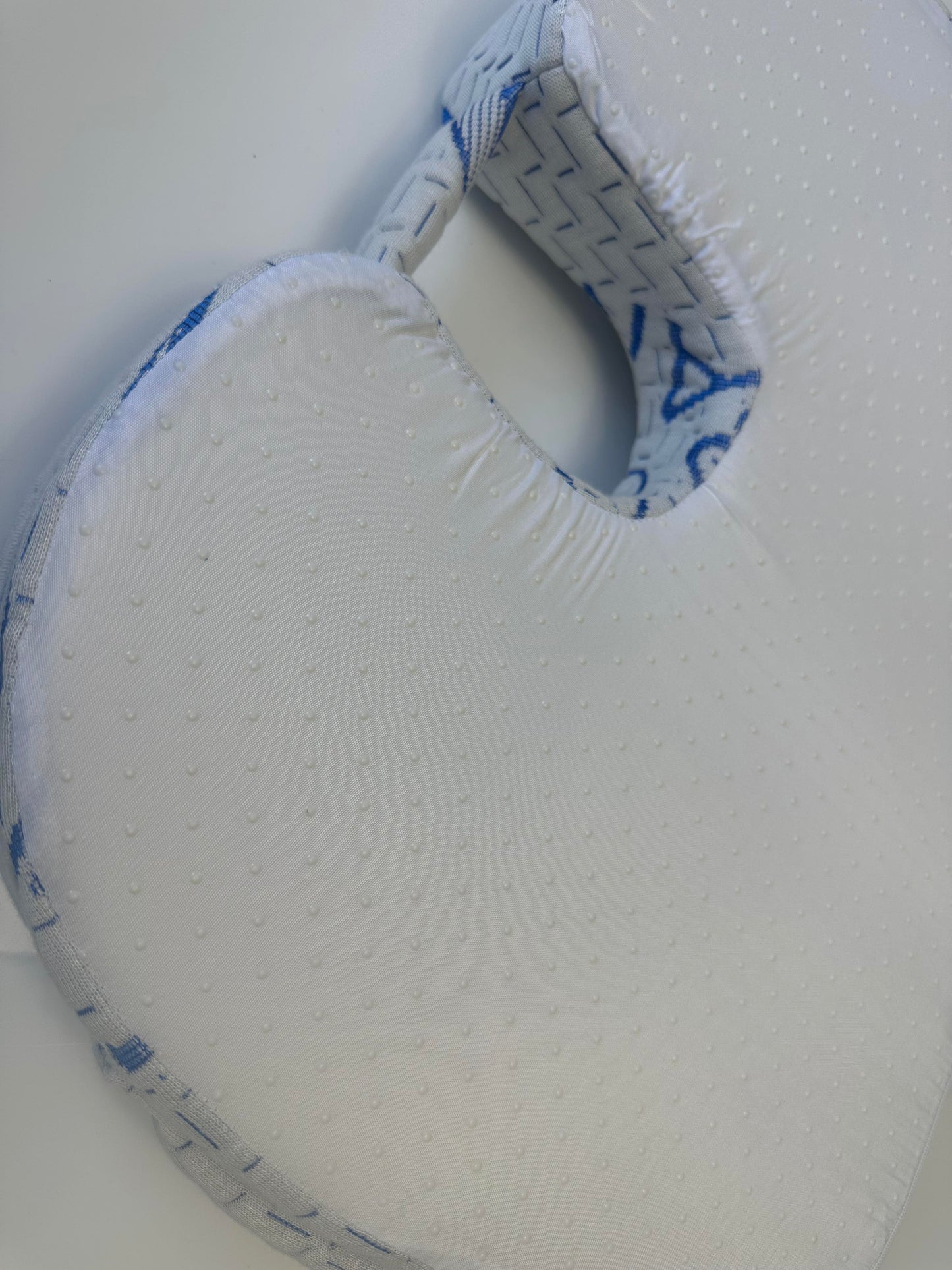 Seat Cushion Bamboo Pillow are manufactured from the memory foam and covered in our unique 40% Bamboo 60% rayon fabric. Seat Cushion Bamboo Pillow is comfortable, provide ultimate support, orthopedic, breathable